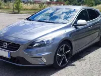 Usata Volvo V40 R-Design 150 CV (110 kW) 2016 Grigio Berlina