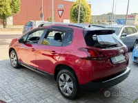Usata Peugeot 2008 GT-line 99 CV (72 kW) 2017 Rosso SUV