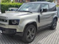 Usata Land Rover Defender SE Dynamic 249 CV (183 kW) 2022 Verde SUV