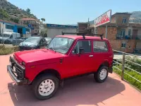 Usata Lada niva 74 CV (54 kW) 1988 Rosso SUV