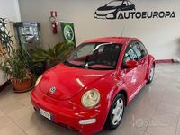 Usata VW New Beetle 102 CV (75 kW) 2000 Rosso Utilitaria