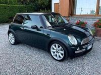 Usata Mini Cooper 116 CV (85 kW) 2004 Verde Utilitaria