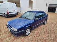 Usata Renault 19 93 CV (68 kW) 1995 Blu metallizzato Cabrio