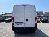 Usata Citroën Jumper 140 CV (102 kW) 2024 Bianco Monovolume