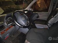 Usata Mercedes 220 122 CV (89 kW) 2003 Monovolume