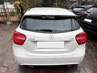 Usata Mercedes A180 Night 108 CV (79 kW) 2014 Bianco Berlina