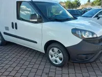Begagnad Fiat Doblò Lounge 95 HK (69 kW) 2020 Vit