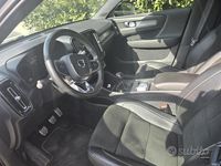 Usata Volvo XC40 R-Design 150 CV (110 kW) 2020 Grigio SUV
