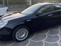 Usata Alfa Romeo Giulietta 120 CV (88 kW) 2018 Blu/azzurro Utilitaria