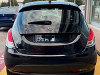 Usata Lancia Ypsilon Silver 69 CV (50 kW) 2023 Nero Utilitaria