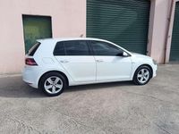 Usata VW Golf VII Highline 110 CV (80 kW) 2014 Berlina