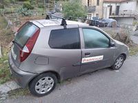Usata Fiat Punto 69 CV (50 kW) 2005 Utilitaria