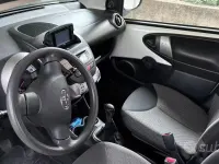 Usata Toyota Aygo 69 CV (50 kW) 2014 Bianco Utilitaria