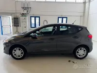 Usata Ford Fiesta Titanium 75 CV (55 kW) 2019 Grigio Utilitaria