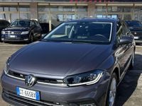 Usata VW Polo R-line 110 CV (80 kW) 2024 Grigio Utilitaria