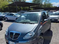 Usata Lancia Musa 95 CV (69 kW) 2008 Grigio Monovolume