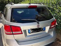 Usata Fiat Freemont 140 CV (102 kW) 2011 Grigio SUV