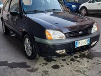 Usata Ford Fiesta Ghia 75 CV (55 kW) 2000 Nero Utilitaria