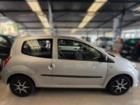 Usado Renault Twingo Dynamique 75 HP (55 kW) 2010 Prateado Citadino