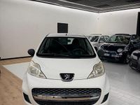 Usata Peugeot 107 68 CV (50 kW) 2010 Bianco Utilitaria