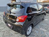 Usata Mitsubishi Space Star Intense 71 CV (52 kW) 2015 Nero Utilitaria