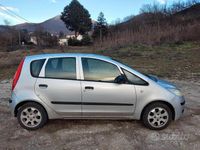 Usata Mitsubishi Colt Invite 95 CV (69 kW) 2006 Grigio Utilitaria