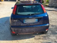 Usata Ford Focus 90 CV (66 kW) 2001 Viola Berlina