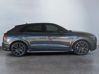 Usata Audi Q8 S-Line 286 CV (210 kW) 2024 Grigio daytona perla SUV