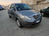 Usata Lancia Ypsilon 75 CV (55 kW) 2011 Gray Utilitaria