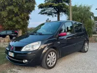 Usata Renault Scénic II Dynamique 106 CV (77 kW) 2006 Bluazzurro Monovolume