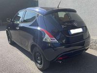 Usata Lancia Ypsilon Gold 95 CV (69 kW) 2016 Utilitaria