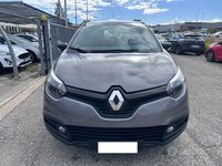 Usata Renault Captur Zen 90 CV (66 kW) 2017 Grigio(met.) SUV