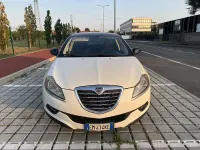 Usata Lancia Delta Gold 120 CV (88 kW) 2012 Utilitaria