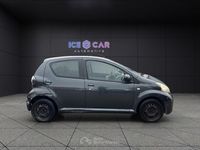 Usata Toyota Aygo Sol 68 CV (50 kW) 2009 Grigio Utilitaria