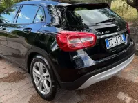 Usata Mercedes GLA180 Executive 109 CV (80 kW) 2015 Nero SUV