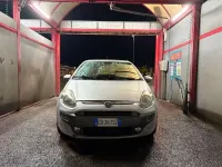 Usata Fiat Grande Punto Active 75 CV (55 kW) 2010 Utilitaria