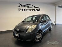 Usata Toyota Yaris 69 CV (50 kW) 2009 Grigio Utilitaria