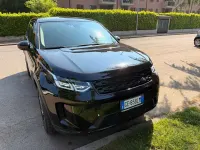 Begagnad Land Rover Discovery 5 R-Dynamic 150 HK (110 kW) 2021 Svart SUV