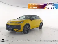 Nuova VW T-Roc R-line 150 CV (110 kW) 2026 Canary yellow nero SUV