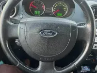 Usata Ford Fiesta 68 CV (50 kW) 2005 Grigio Utilitaria
