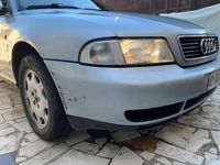 Usata Audi A4 125 CV (91 kW) 1998 Grigio Station wagon