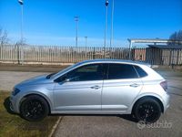 Usata VW Polo Sport 95 CV (69 kW) 2019 Grigio Utilitaria