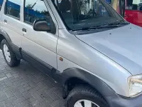 Usata Daihatsu Terios 86 CV (63 kW) 2002 Argento SUV