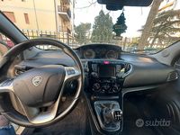 Usata Lancia Ypsilon Gold 95 CV (69 kW) 2016 Utilitaria