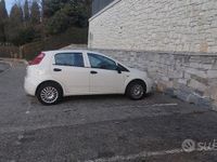Usata Fiat Grande Punto 65 CV (47 kW) 2011 Bianco Utilitaria