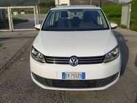 Usata VW Touran Trendline 150 CV (110 kW) 2015 Bianco Monovolume
