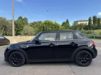 Usata Mini Cooper D 116 CV (85 kW) 2019 Nero Utilitaria