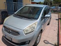 Usata Kia Venga Active 90 CV (66 kW) 2010 Grigio Utilitaria