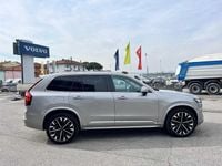 Usado Volvo XC90 Plus 250 HP (183 kW) 2025 Cinzento SUV