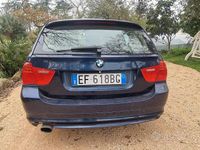Usata BMW 320 143 CV (105 kW) 2011 Blu Station wagon